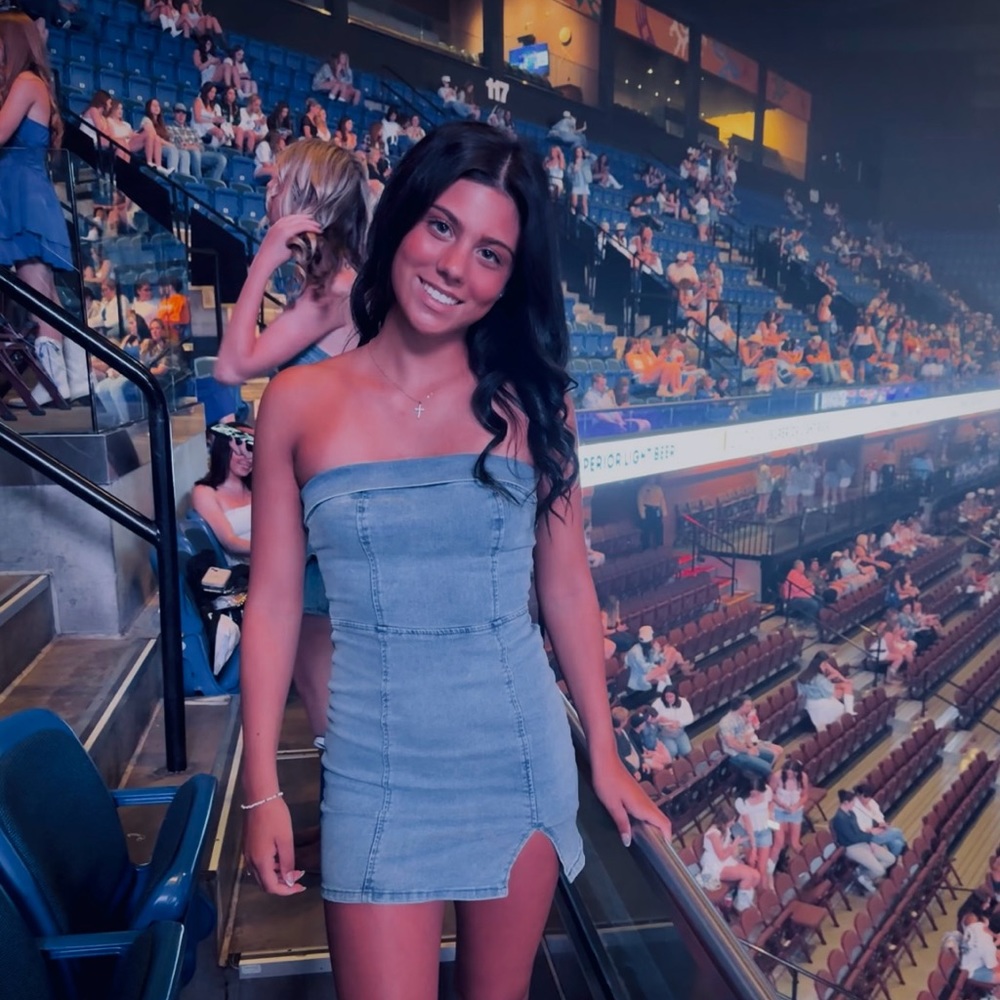 Meet your Posher, Skylar